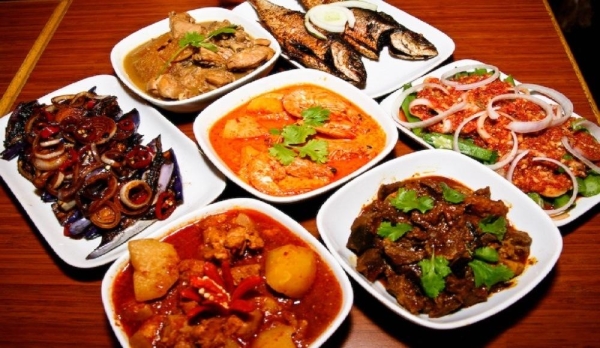 İzmir Havaalanı'ndan Bilgili Tur Rehberiyle İzmir Gastronomi Turu